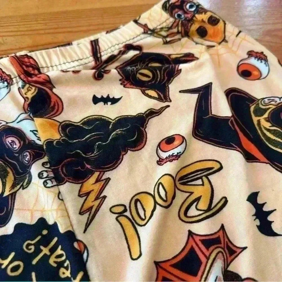 New without tags Halloween leggings - Picture 2 of 5